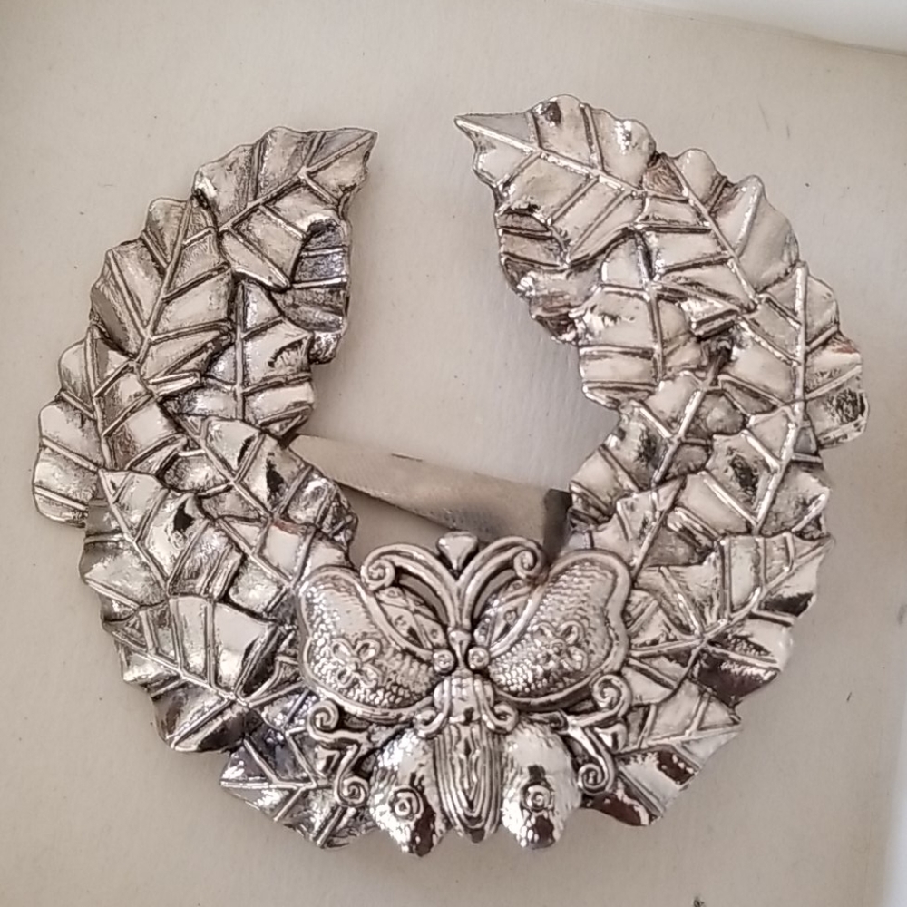 Sylvia Dahl for NM Butterfly Wreath Brooch Clip